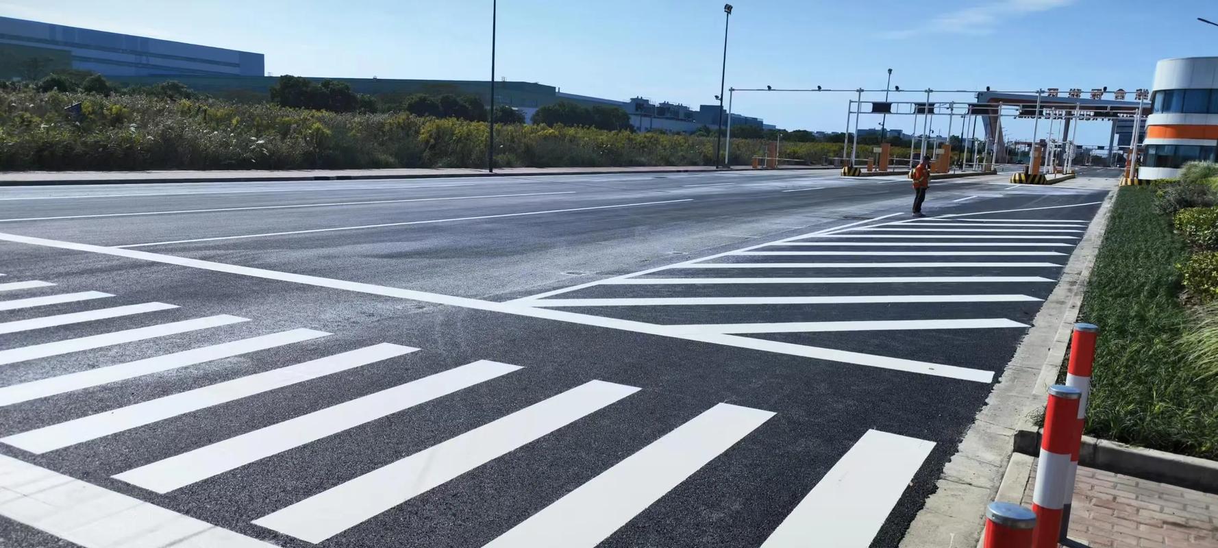 濰城區專業道路劃線 規范交通秩序，守護出行安全